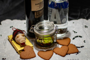 Jul and Glogg essence.