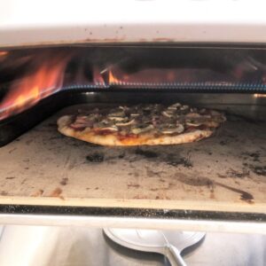 Making a Swedish capricciosa pizza, step 9.
